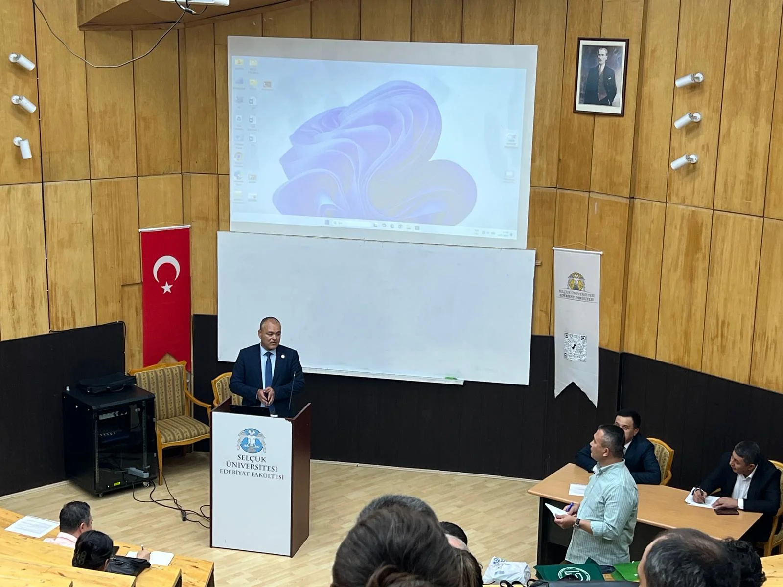 Özbekistan Devlet Dünya Dilleri Üniversitesi Heyeti Selçuk Üniversitesini Ziyaret Etti